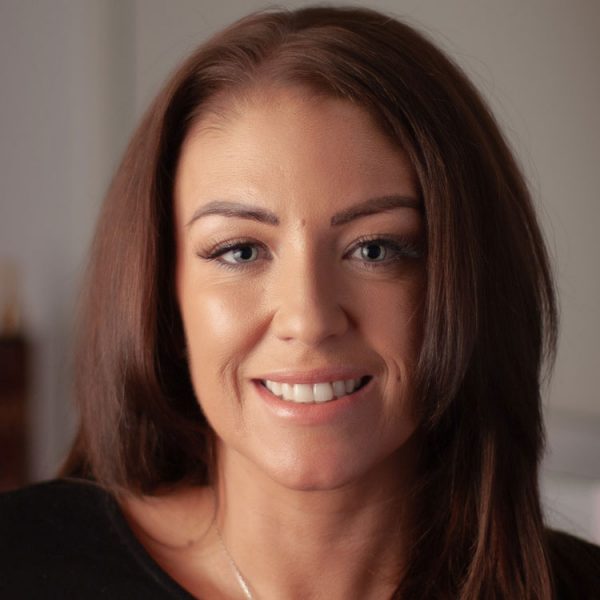 New_Louise_After Cancer Patient with hair loss after Enhancer System was fitted